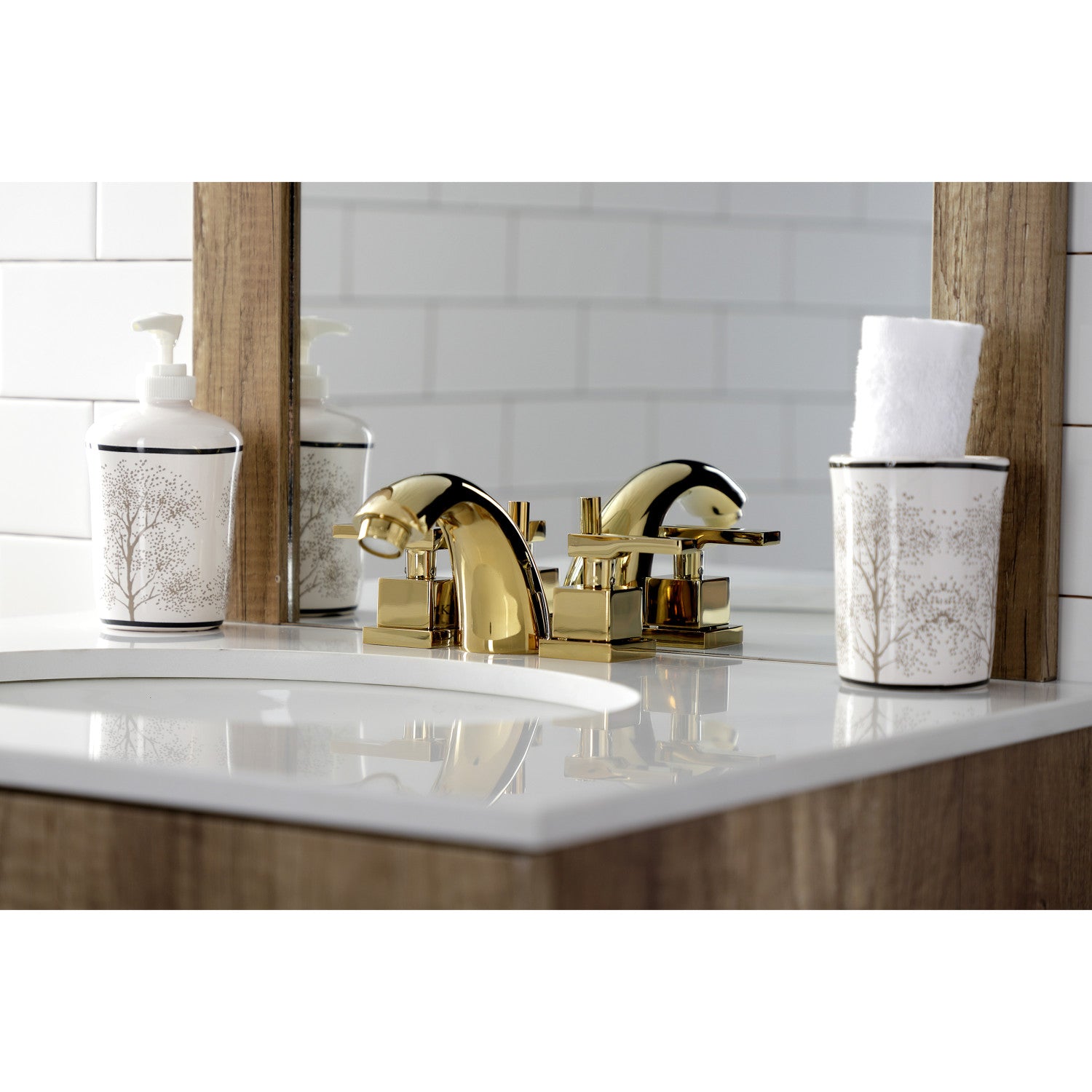 Kingston Sona KS2952QLL - Executive Two-Handle 3-Hole Deck Mount Mini-Widespread Bathroom Faucet with Brass Pop-Up, Polished Brass — thumbnail 3